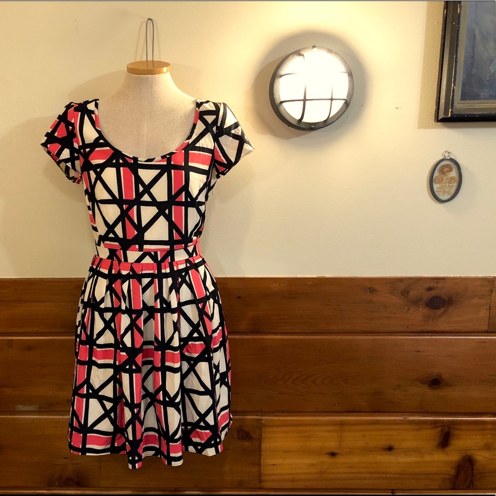 NWOT Scoop Neck Holiday Mini Dress Grid Size 10